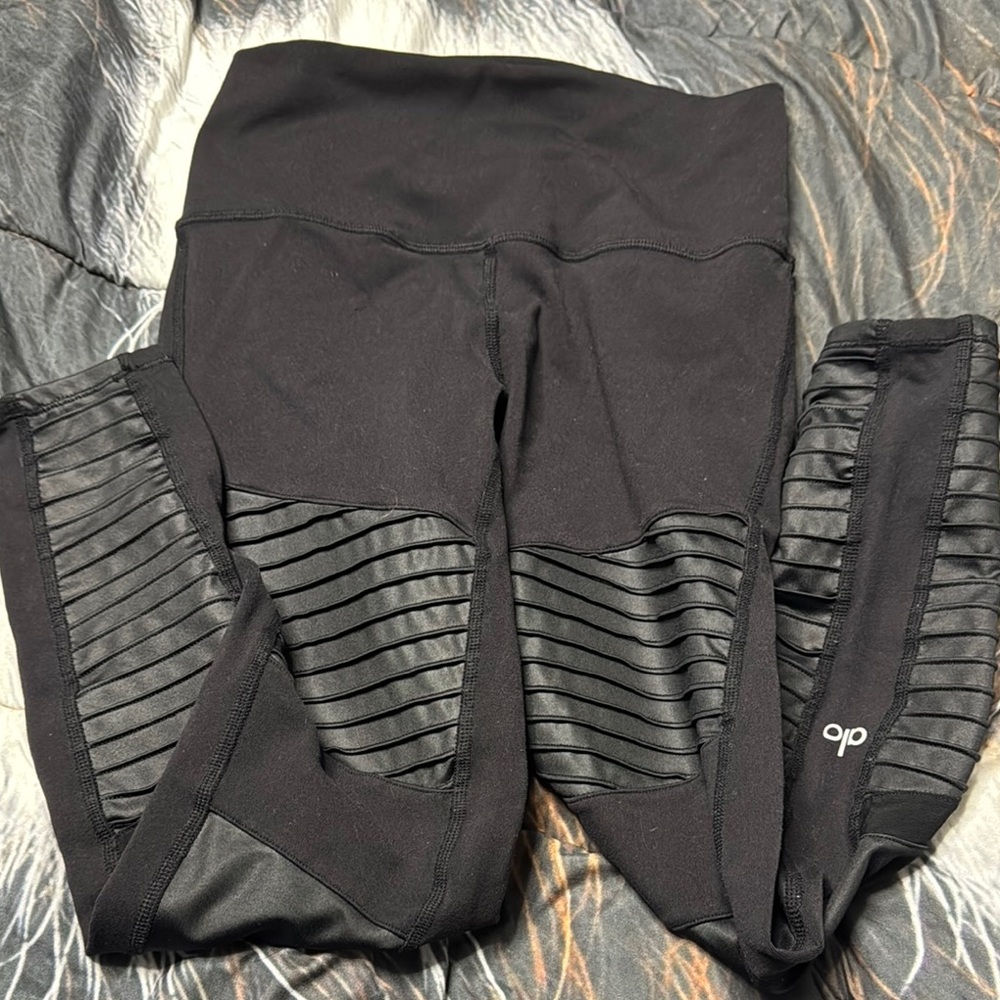 Alo Yoga Kids Black Leggings